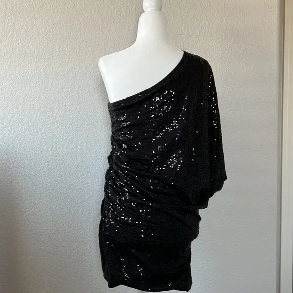Guess by Marciano One shoulder black sequins mini dress - Picture 2 of 7
